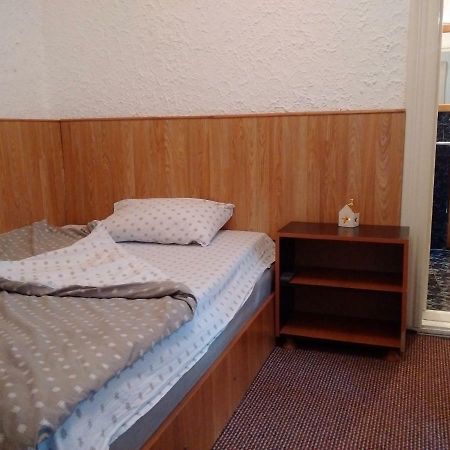 Expo Home Stay Bucarest Extérieur photo