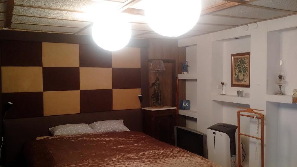 Expo Home Stay Bucarest Extérieur photo